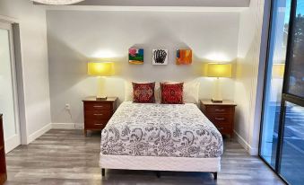 Melrose Rooftop Boutique Residences