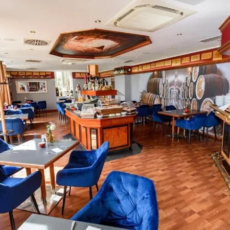 Residenz Hotel Leipzig Отели рядом с достопримечательностью «Завод BMW в Лейпциге»