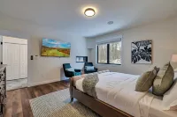 Indoor Pool/Arcade/Theater/HotTub/Pickleball/Trail