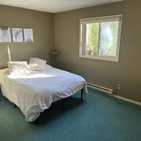 Quiet Ground Level Suite