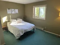 Quiet Ground Level Suite - 2-Star