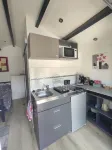 Rent fully equipped gite 20 square meters with terrace and shared pool access