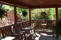 Beautiful Adirondack Lodge just 15 Minutes from Gore Mt ski area & Lake George