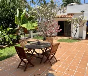 One bedroom oceanfront guesthouse.