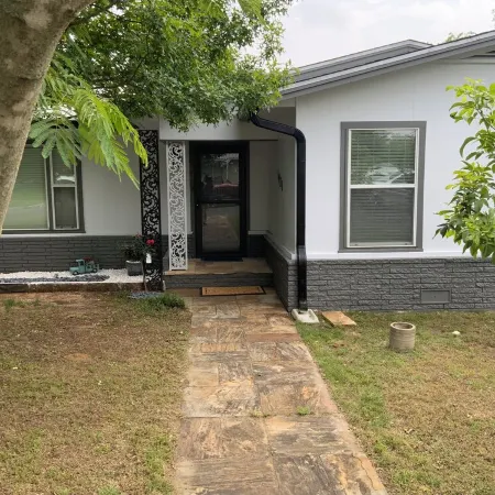 The Biggest Short-Term Rental Close to Tarleton University! 2 King Beds!
