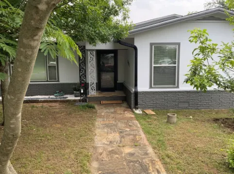 The Biggest Short-Term Rental Close to Tarleton University! 2 King Beds!