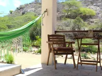 Transhi by Cunuc'i Cristi, we are completely off-the-grid, ground with nature! Hotels in Savaneta