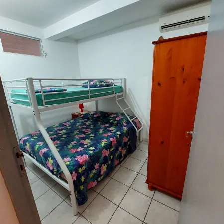 Feet in the water 2 Отели в г. Лез Анс-д'Арле