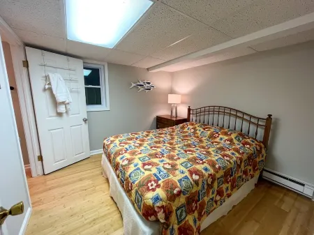 “Red Cottage” Manistee Lake Michigan Beach house w/new stairs to private beach