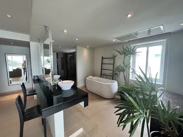 รูปภาพของStudio apartment with spectacular ocean view and large balcony
