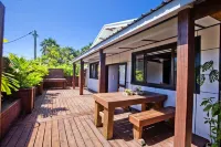 Nevaeh Holiday Home + Pool + Unlimited Internet Hotels in Avarua