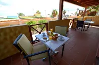 Apartment PLAYA 2 -sea view -2 bedrooms -WiFi -pool