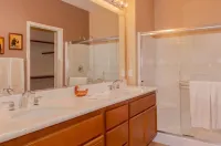 Desert Princess Paradise -- Tennis, Golf & Pools! Perfect for 2 People.