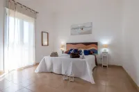 Cottage not far from the sandy beach Hotels in Trappeto