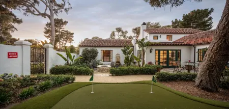 Historic Spanish-style Villa, Perfect for Family & Golf Retreats!