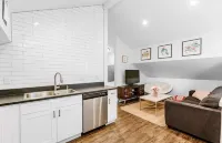 Modern Studio Steps from Tennyson Street