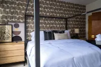 Plush Palm Paradise - West End