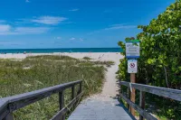 Beautiful Condo Steps From The Beach