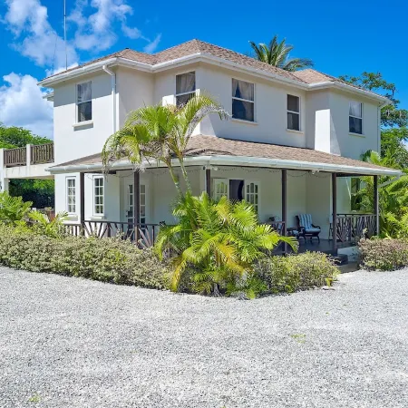 Luxury 6 Bed Villa With Pool, Mullins Bay