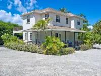 Luxury 6 Bed Villa With Pool, Mullins Bay
