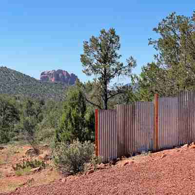 VIEWS, hot tub, dog friendly, near trailheads! Hotel Exterior