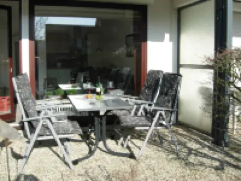 Modern, comfortable apartment close to the center, first time use in March 2015