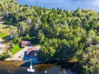 A magical place that you will want to return to! Hotels in Digby