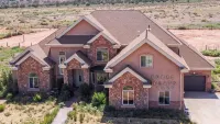 Up to 10 Guests in Kanab's 2nd Largest Home! 6 Bedrooms 6.5 Baths, Country, View