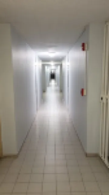 Saint Tropez CondoLOCATION  LOCATIONFree WI FI, Parking, Big Beautiful Pool