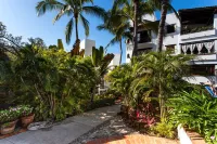 Selva Romantica, Casa Daphne - Local Mexican Designer Condo Hotels in 