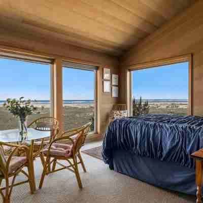 FANTASTIC VIEW! Rooms
