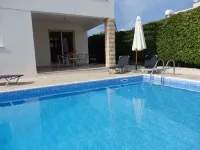Lovely 3 Bedroom Villa with Private Pool very close to the heart of Coral Bay - Villas