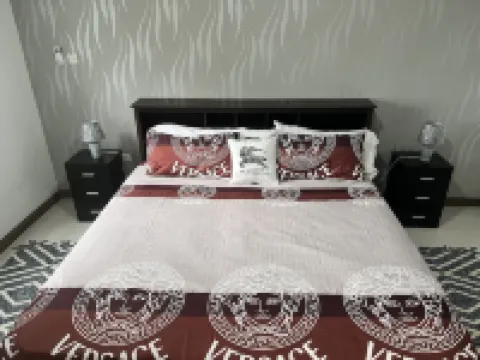 Gated Luxury New Kingston 1 Bdrm Condo Pool & Gym Hotels in 