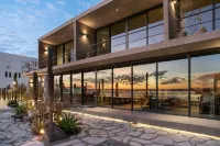 Luxurious Residence with Panoramic Views to the Sea of Cortés