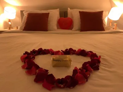 43 m2 luxury apartment with double jacuzzi and private Finnish sauna, in villa Hotels in 