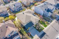 Blissful California Nights (4 Bedroom 3.5 Bath)