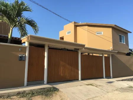 10  minutes walking to the beach