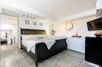 Lucky Luquillo's Solar El Yunque & Beach Retreat