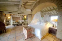 Majestic Tuscan Villa/Over ROMANTIC ZONE/Walk To Beach/Private w/Views/ Hotels in 