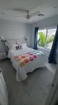 Secluded Retreat, Unbelievable Ocean View, Beach Front