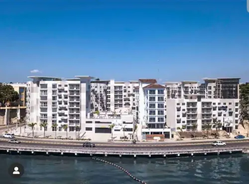 Luxury Condo Zona Colonial+Pool+Gym+Sauna