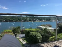 Exceptional location for this waterfront house Hotels in Le Relecq-Kerhuon