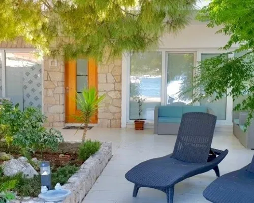 Holliday house Toma next to the sea Hotels in Tisno