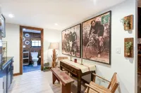 Suite 4: Outpost · Gorgeous Farm Carriage House Loft