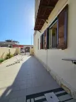 Apartment in central area with outdoor space 10 minutes from the airport