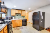 1 Mi to Brantingham Lake: New York Getaway! - Wifi