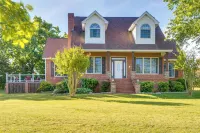 Spacious Greenbrier Vacation Rental on ~ 4 Acres! - Boutique