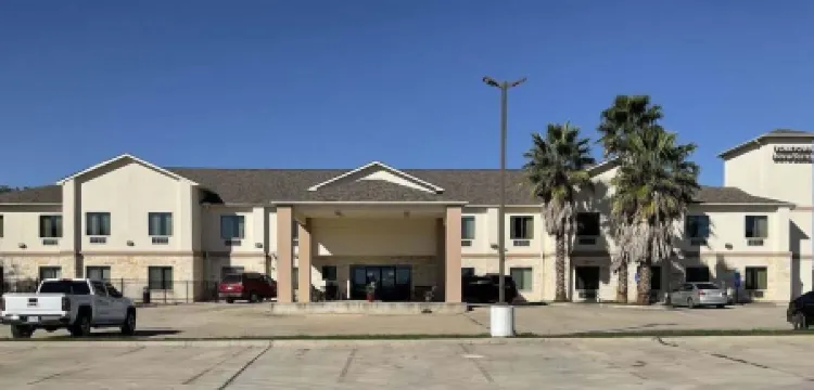 Yorktown Inn and Suites