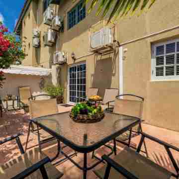 Palma Real Azul - 15-min walk to Palm Beach Others