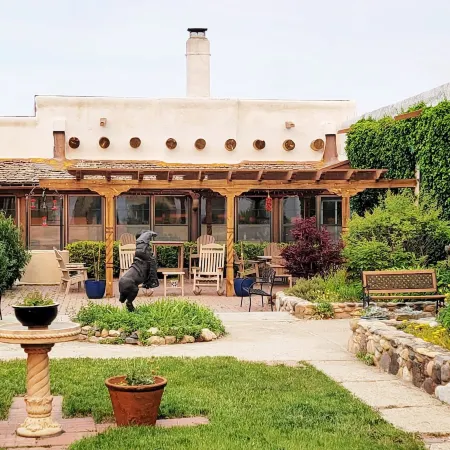 Casa del Gavilan Historic Inn